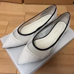 【美品】メッシュ フラットパンプス 23.5cmのサムネイル