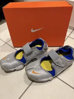 2026年最新】nike エアリフト シルバーの人気アイテム - メルカリ