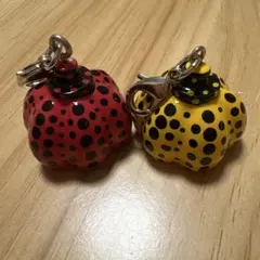 草間彌生 PUMPKIN キーホルダー 2個セット