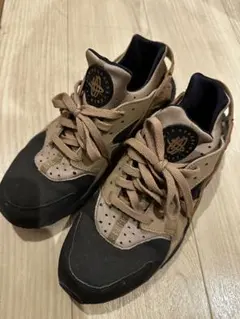 NIKE エアハラチ　2015 ベージュ×ブラック　28㎝