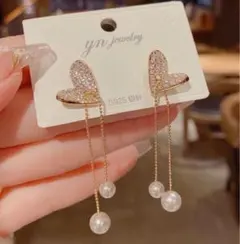 ハート×パール ロングピアス ラインストーン 揺れ感 上品 レディース