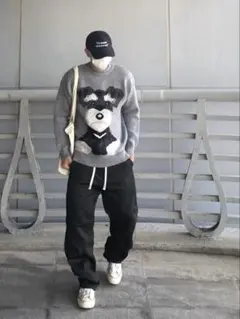 【新品未使用】ミニチュアシュナウザー柄　クルーネックセーター メンズユニセックス