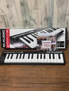 Item thumbnail for item 216c6b78-cf37-45ed-843b-514ef825d248