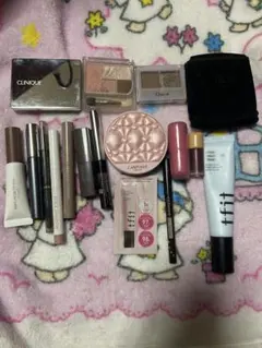 メイク　化粧品　まとめ売り