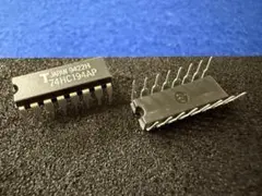 TC74HC194AP 東芝 IC 74HC194AP ４個