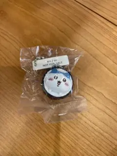 ちいかわ ハチワレ くら寿司 ビッくらポン オリジナルフィギア