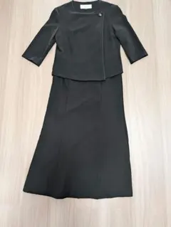 美品 東京ソワール ブラックフォーマルワンピース 9号　春夏秋　七分袖