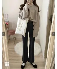 新品未使用　フロントタックフレアパンツ[k8360t]