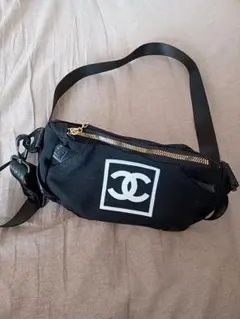 CHANEL ノベルティショルダー