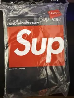 Supreme®/Hanes® Crew Socks (4 Pack)