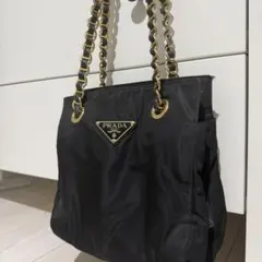 【ブランド品⭕️】PRADA プラダ　バッグ　ゴールドチェーンのサムネイル
