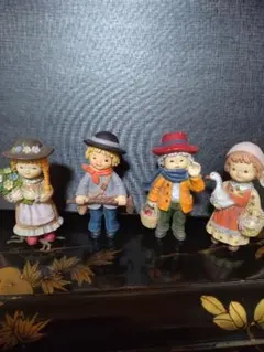 2025年最新】アンティーク陶器人形の人気アイテム - メルカリ