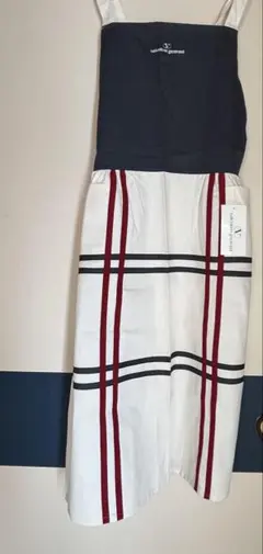 valentino garavani エプロン ホワイト/ネイビー/レッド