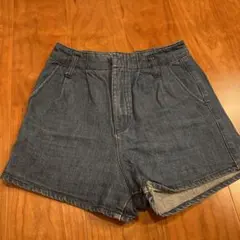 セシルマクビー　デニムショートパンツ
