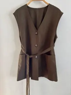 GU ノーカラーベスト　ジレ