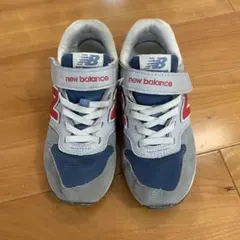 ニューバランス　スニーカー　19cm