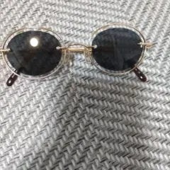 クリアフレーム ブラックレンズ サングラス