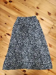 AZUL by moussy レオパードパターンナロースカート