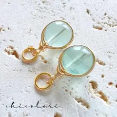 1点限り　天然石ピアス　チャーム　グリーンフローライト