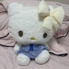 ハローキティ ぬいぐるみ