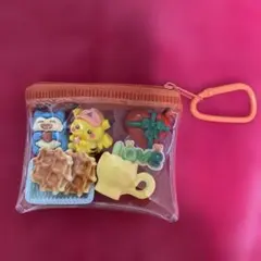 ピカチュウ クリアポーチ キーホルダー　 　ガチャ詰め風ポーチ　メルカリ便