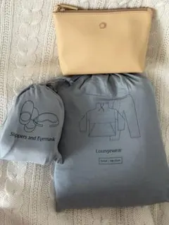 【未使用】エミレーツ航空　ビジネスクラス　ブルガリアメニティ　ラウンジウェア