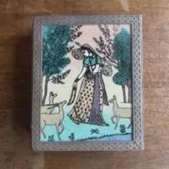 アールヌーヴォー風 小物入れ