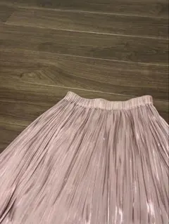 アース　ロングプリーツスカート　ピンク　光沢