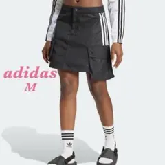 新品【adidas】アディダス　カーゴ　アシンメトリー　ミニスカート　Ｍのサムネイル