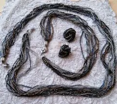 ビーズ　ロング＆ショートネックレス、イヤリング　３点セット