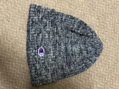 • ブランド：Champion（チャンピオン） • カラー：グレー