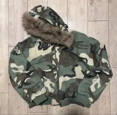 カモフラ ダウンジャケット