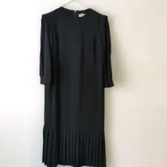 ROBERTO CAPUCCIブラックフォーマルワンピース　冠婚葬祭 東京イギン