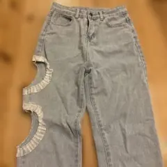 ハートくり抜き デニムパンツ