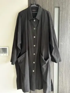 美品✨アートミックス 萌 変形 ビッグシルエット ウールコート グレー O/S セール】リラックス感漂うゆったり大人シルエット。ムードをまとう