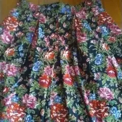 リバティ　LIBERTY Classics ヴィンテージ　花柄フレアスカート