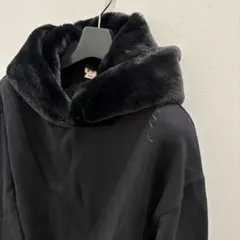 MARNI マルニ　フードファー　パーカー　ステッチロゴのサムネイル