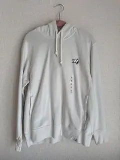 新品★UNIQLO UT★スヌーピーパーカー