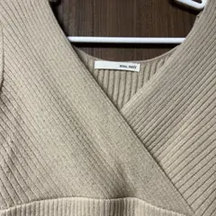 ROYAL PARTY ベージュ Vネック 長袖ワンピース