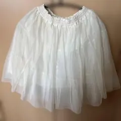 白　ふわふわレースのスカート