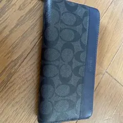 COACH長財布のサムネイル