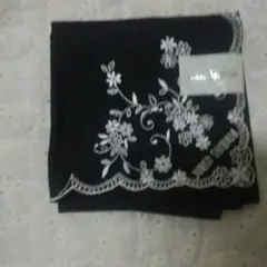 ハンカチ　ジュンコ　シマダ