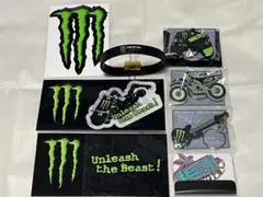 Monster Energy キーホルダー ステッカー リストバンド セットのサムネイル