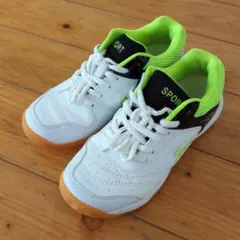 スポーツシューズ ホワイト/グリーン　23cm