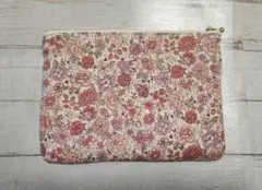 126☘️　フラワー柄　ハンドメイドフラットポーチ20 ㎝
