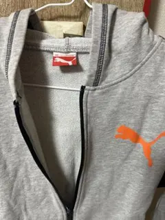 PUMA グレー フルジップパーカー 150cm