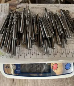 超硬 エンドミル 4枚刃 10mm 37本 チタンコーティング 未使用品 - メルカリ
