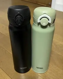 【週末値下】サーモス☆600ml水筒2本セット JNL-605・JNR-601のサムネイル