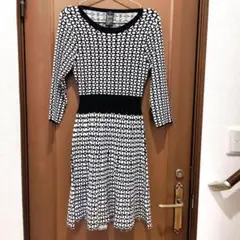 Sov. 幾何学柄長袖ワンピース Мサイズ　モード　レトロ　モノトーン　モダン