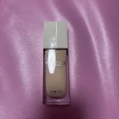 Dior Forever Glow Veil 化粧下地のサムネイル